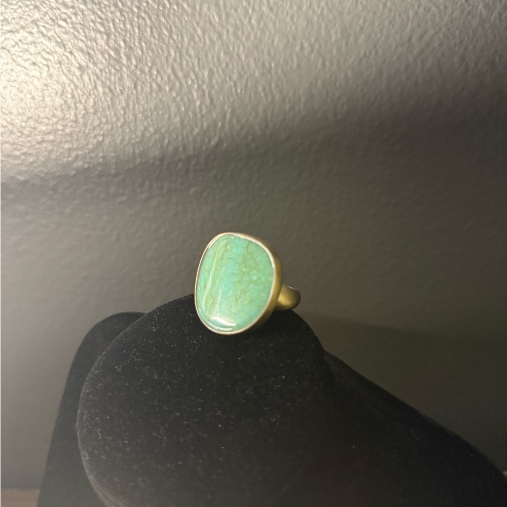 Chico’s Size 8.5 Stone Ring